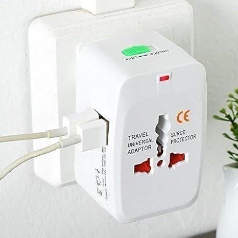 Worldwide Travel Adapter with Built in Dual USB Charger Ports ⭐️⭐️⭐️⭐️ 4.9/5 Reviews